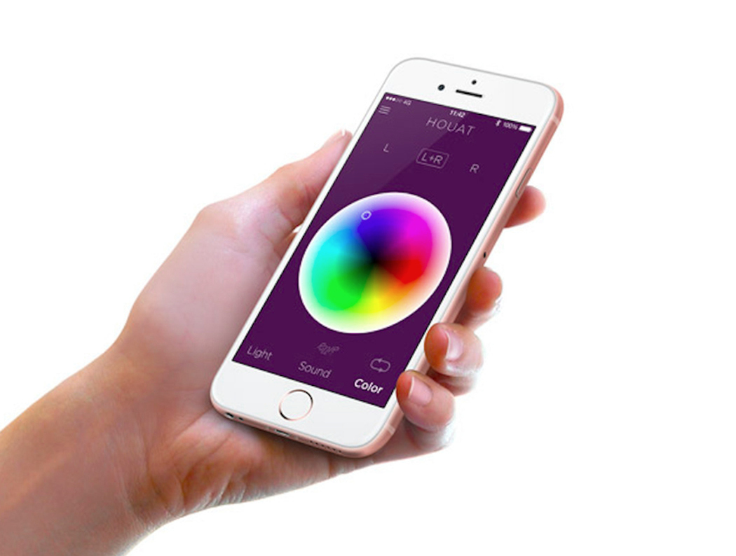 Unique shape，artificial intelligence，Discoloration，Connect phone，Remote regulation，