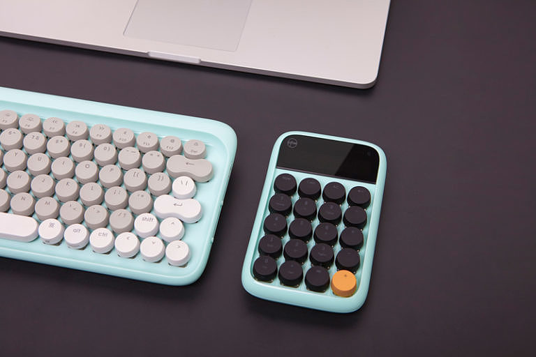 keyboard，Calculator，Retro，