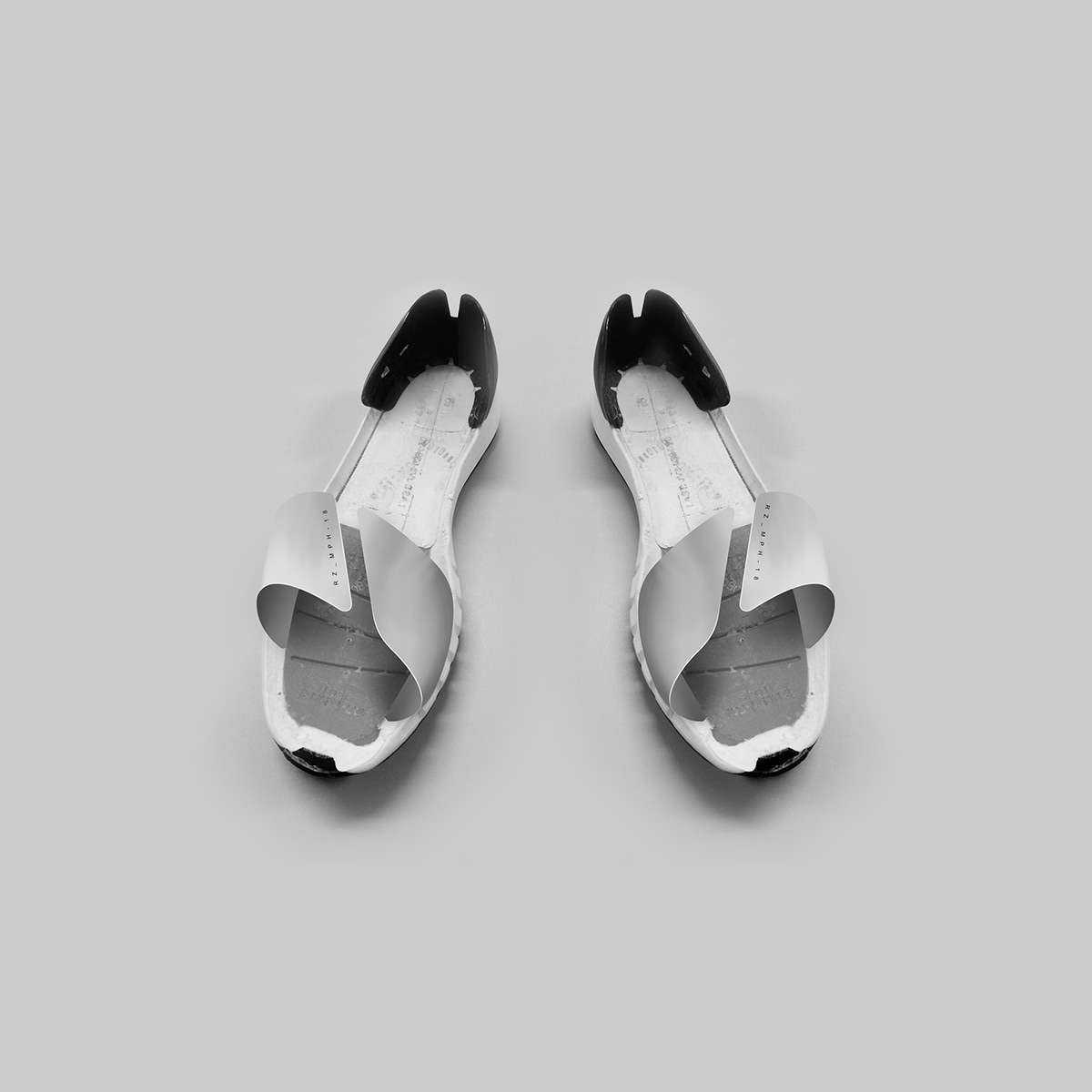 product design，conceptual design，shoes，Destroyed，