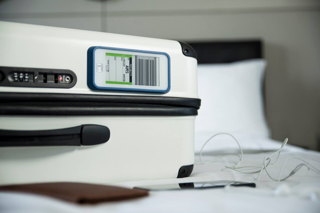 STRING，rear roof，