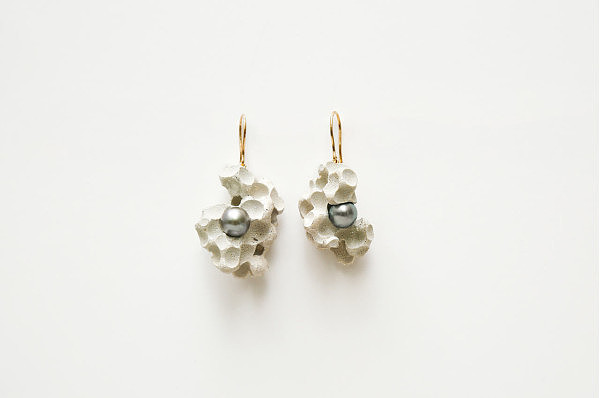 Pearl，Metal，Jewellery，