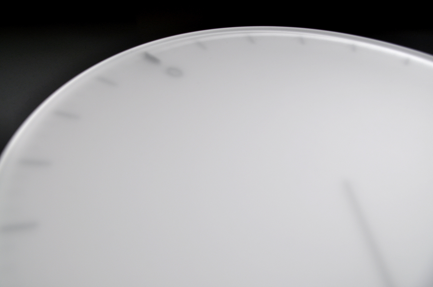 24 hour system，Frosted and transparent，RELAX CLOCK，Clock，
