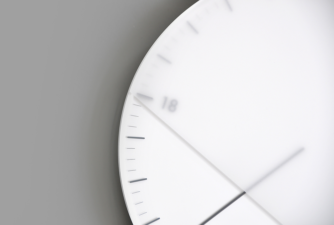 24 hour system，Frosted and transparent，RELAX CLOCK，Clock，