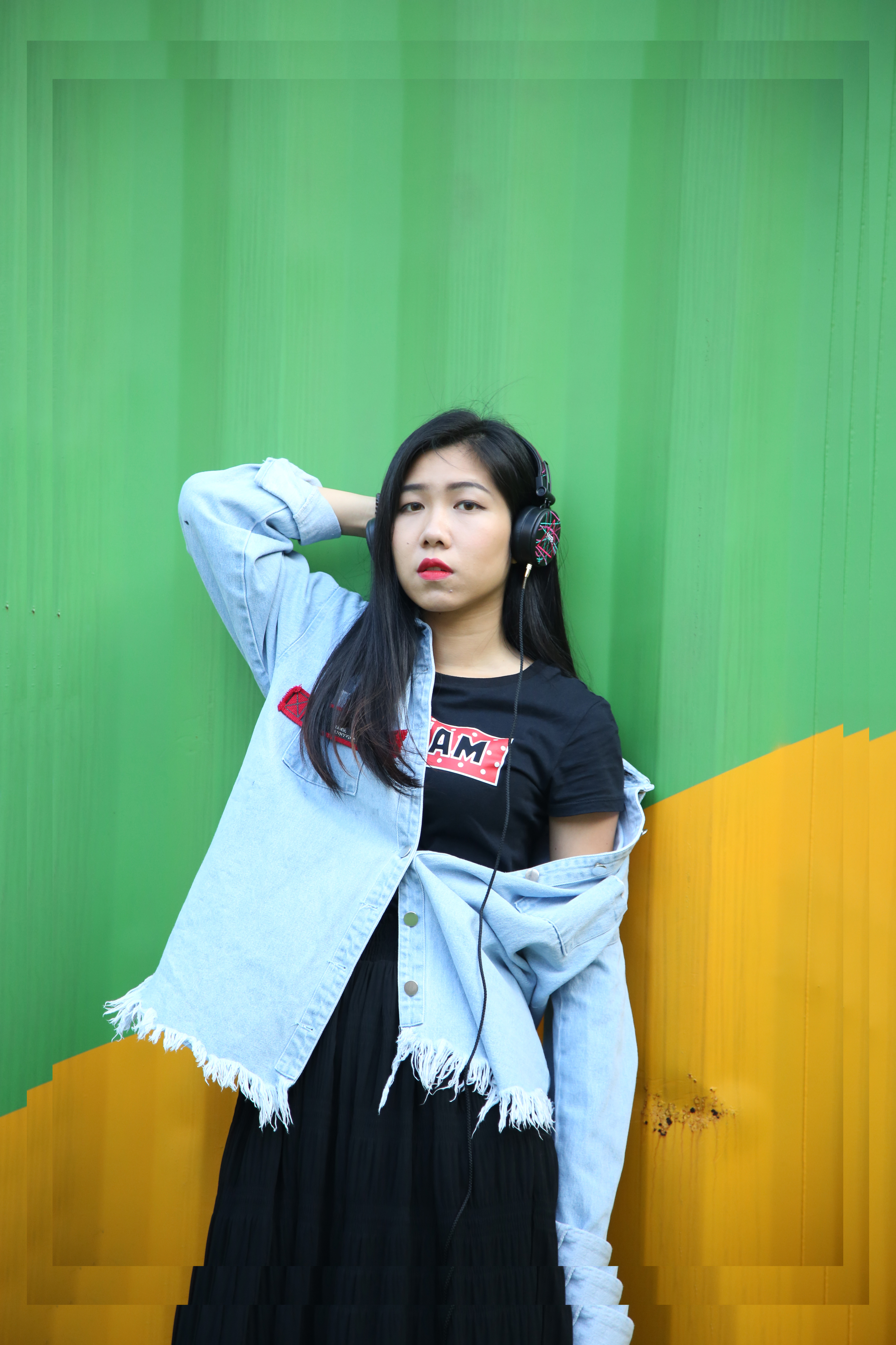 headset，trend，street，Low frequency，Hip hop，