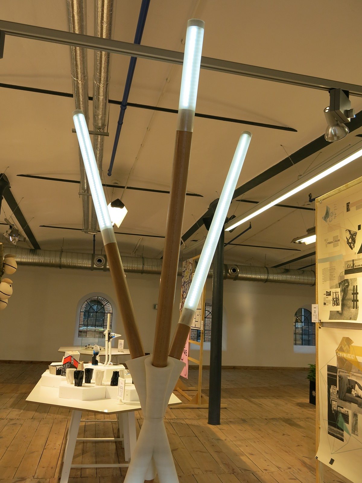 Floor lamp，lamp，Lighting，Home Furnishing，atmosphere，