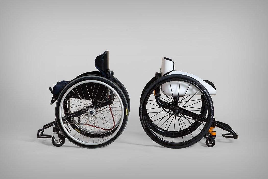 white，black，Rear，wheelchair，