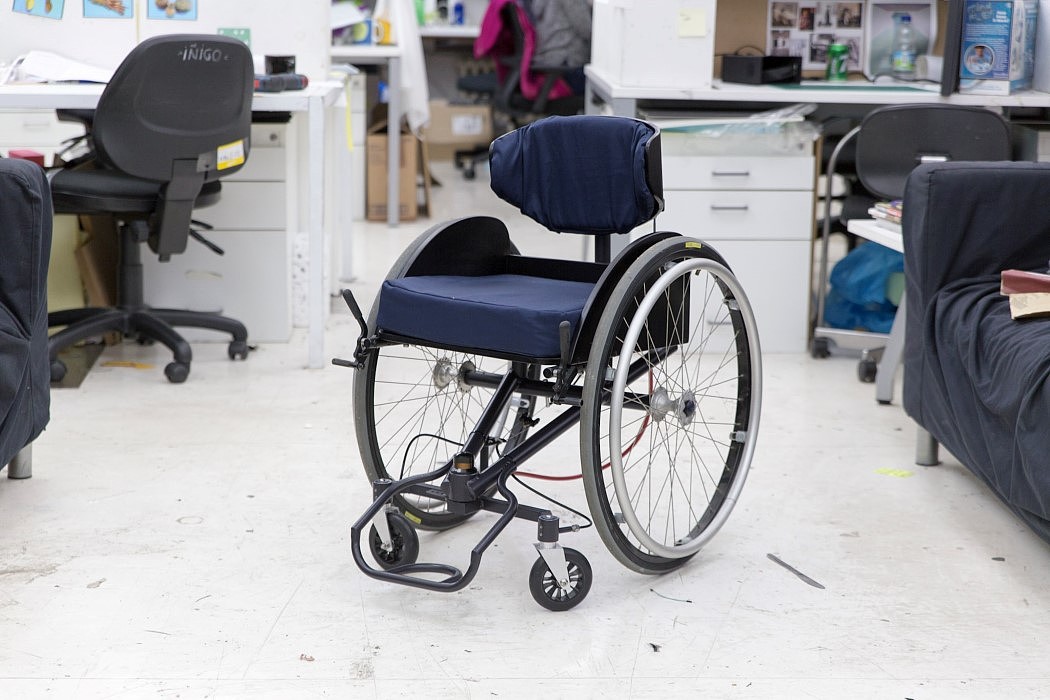white，black，Rear，wheelchair，