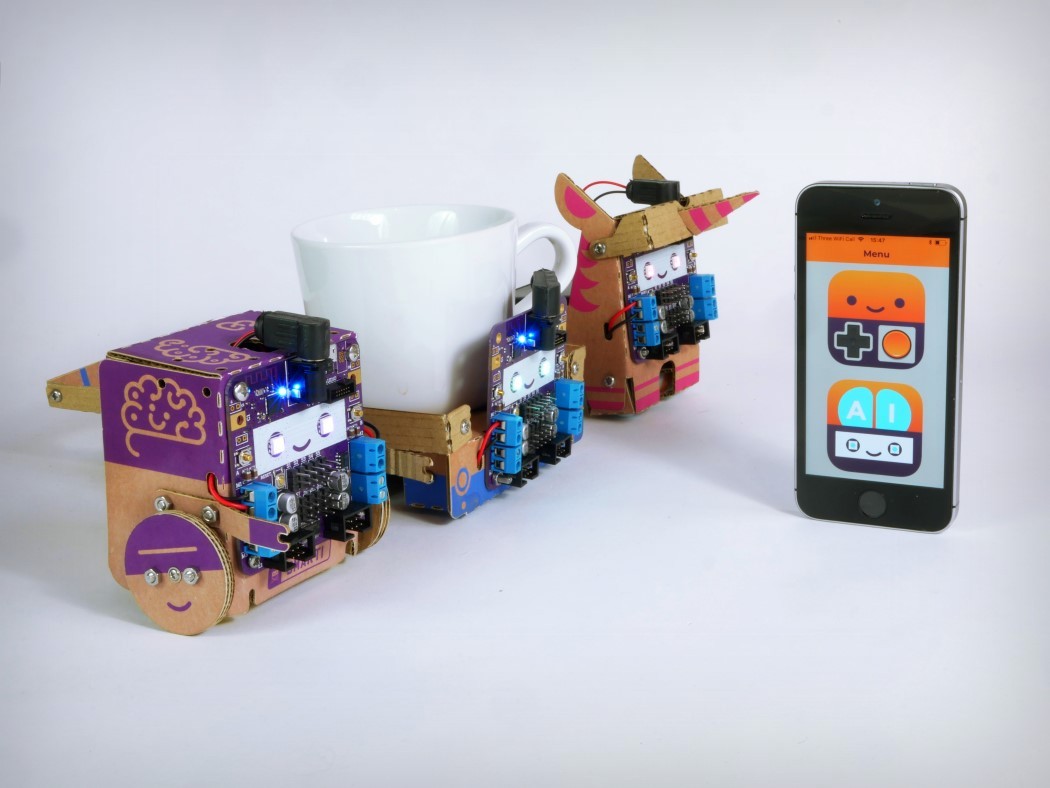 intelligence，cardboard，game，Smartibot，