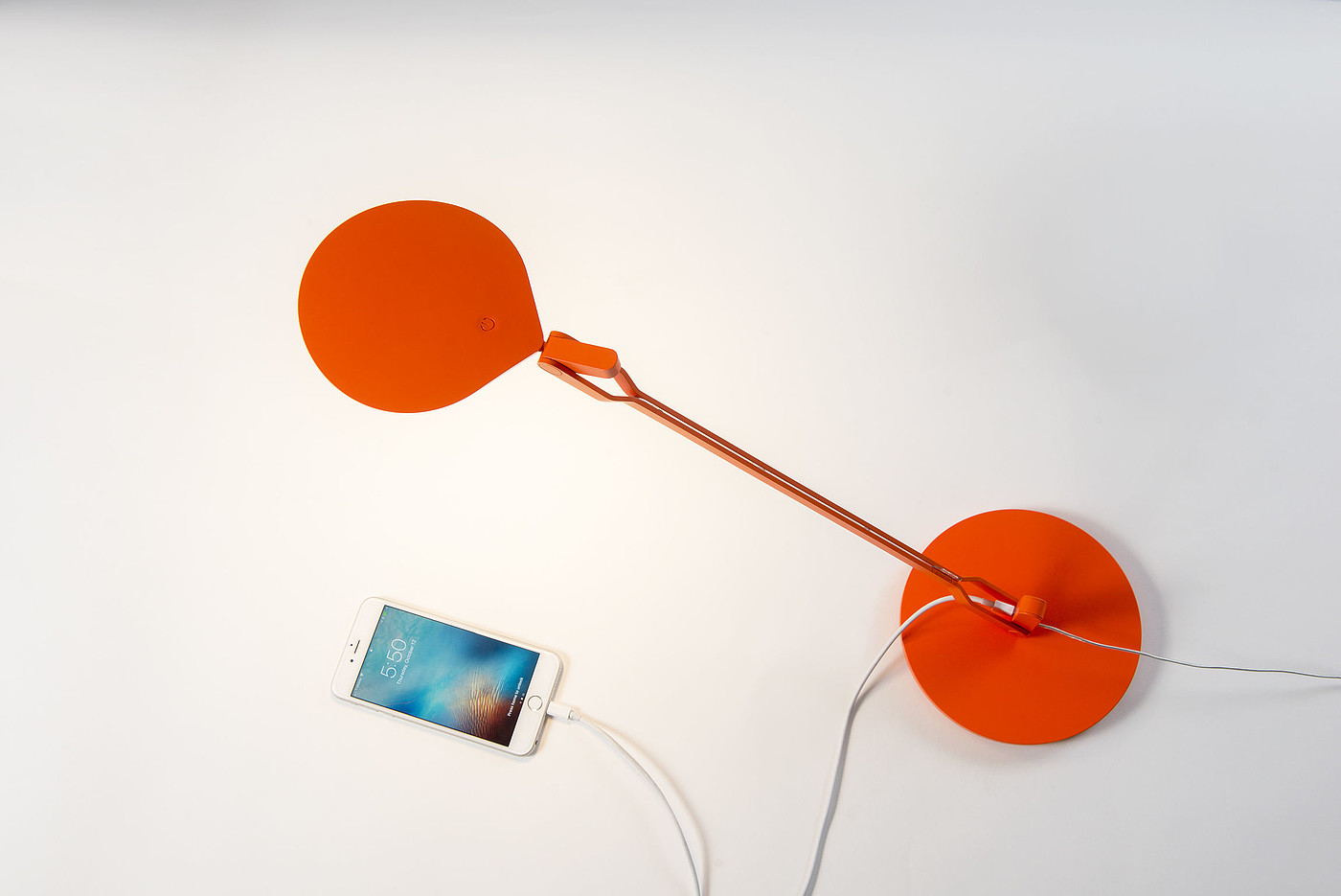 Desk lamp，product design，lamps and lanterns，2018 if Award，