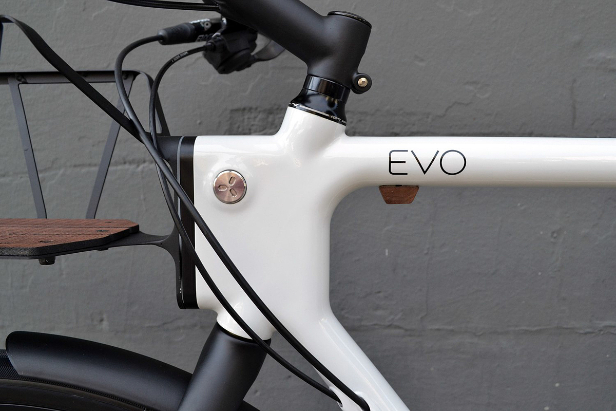 high velocity，lithe，concise，energy conservation，