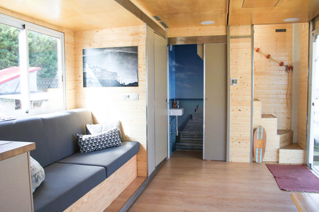 move，hotel，surfing，truck，