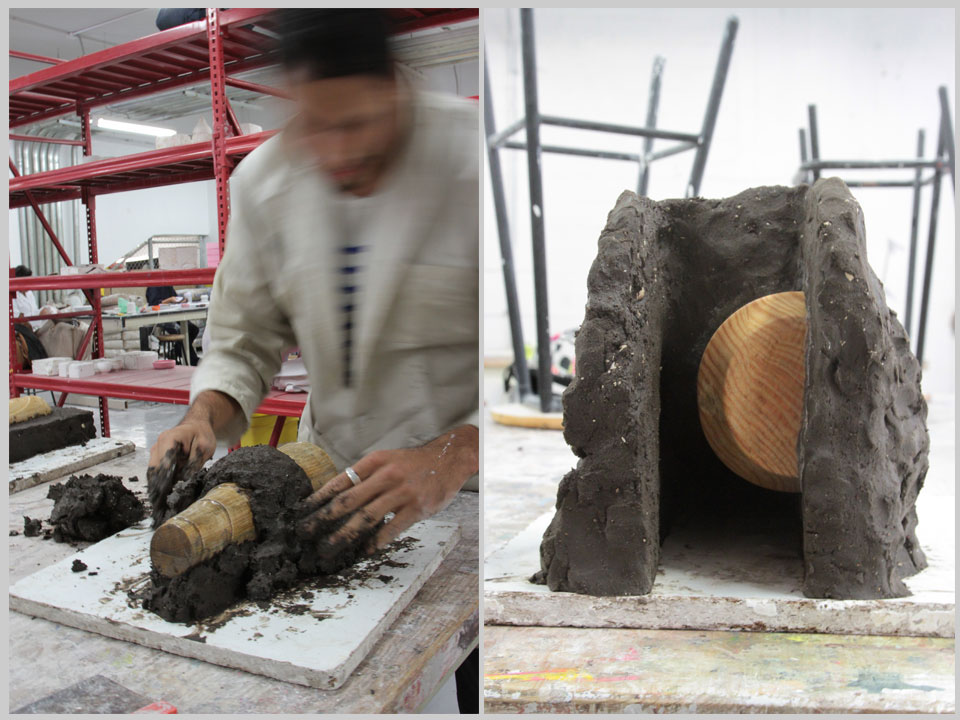 vase，Holy sickle，