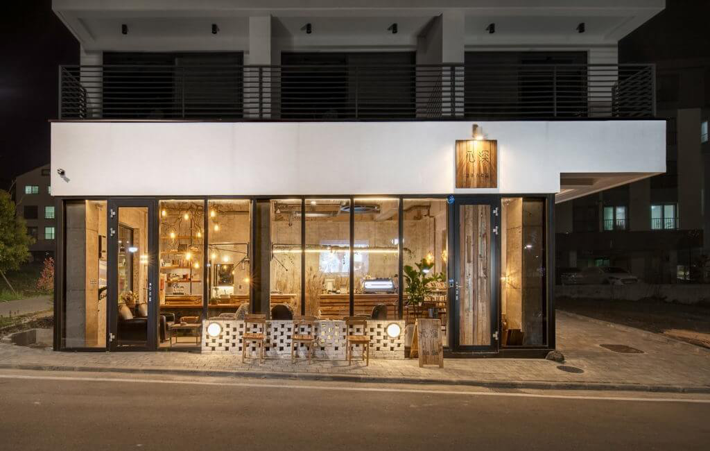 Home furniture，interior space ，Straw element，natural，Original ecology，coffee shop，originality，Brain hole，luxury goods，