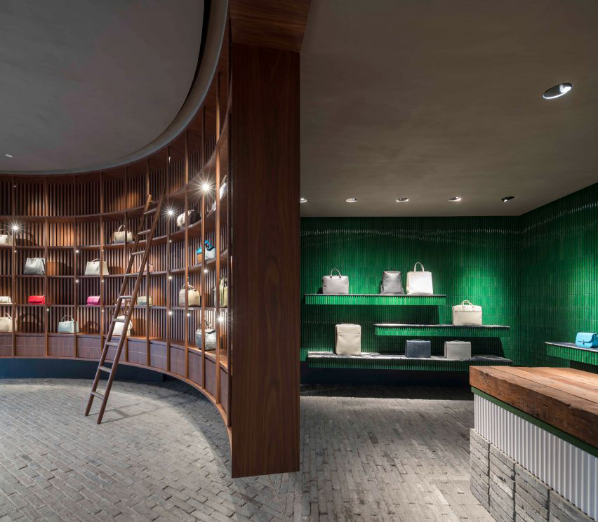 Home furniture，interior space ，Straw element，natural，Original ecology，coffee shop，originality，Brain hole，luxury goods，