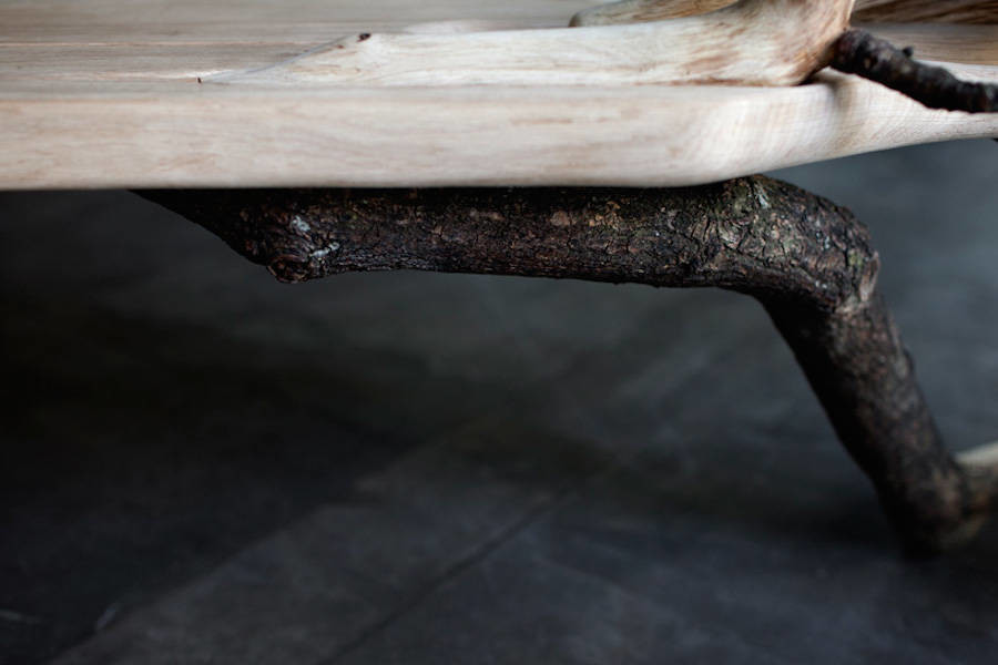 Table and stool，Log，transparent，Floating illusion，