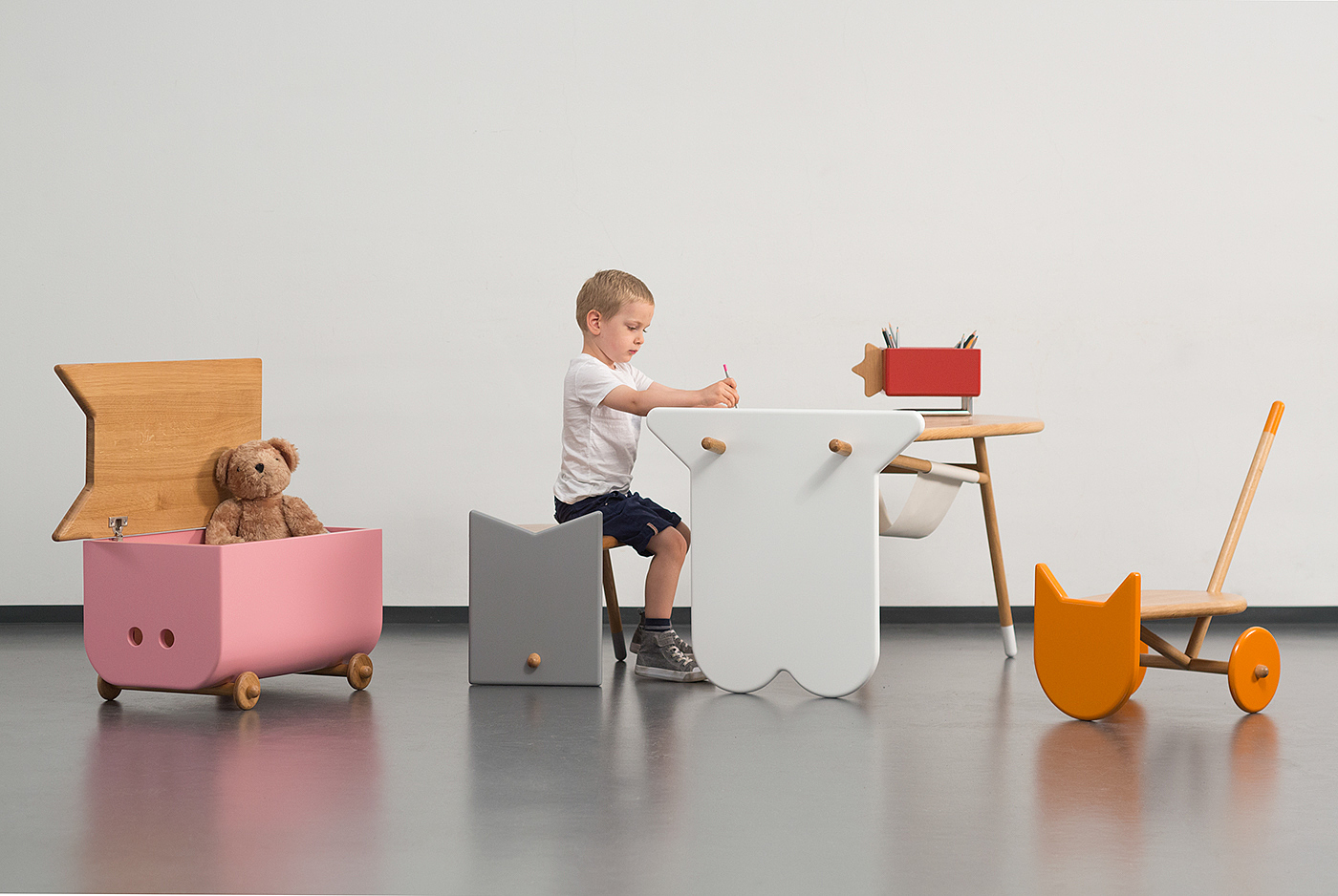 Avlia，Children's furniture，woodiness，