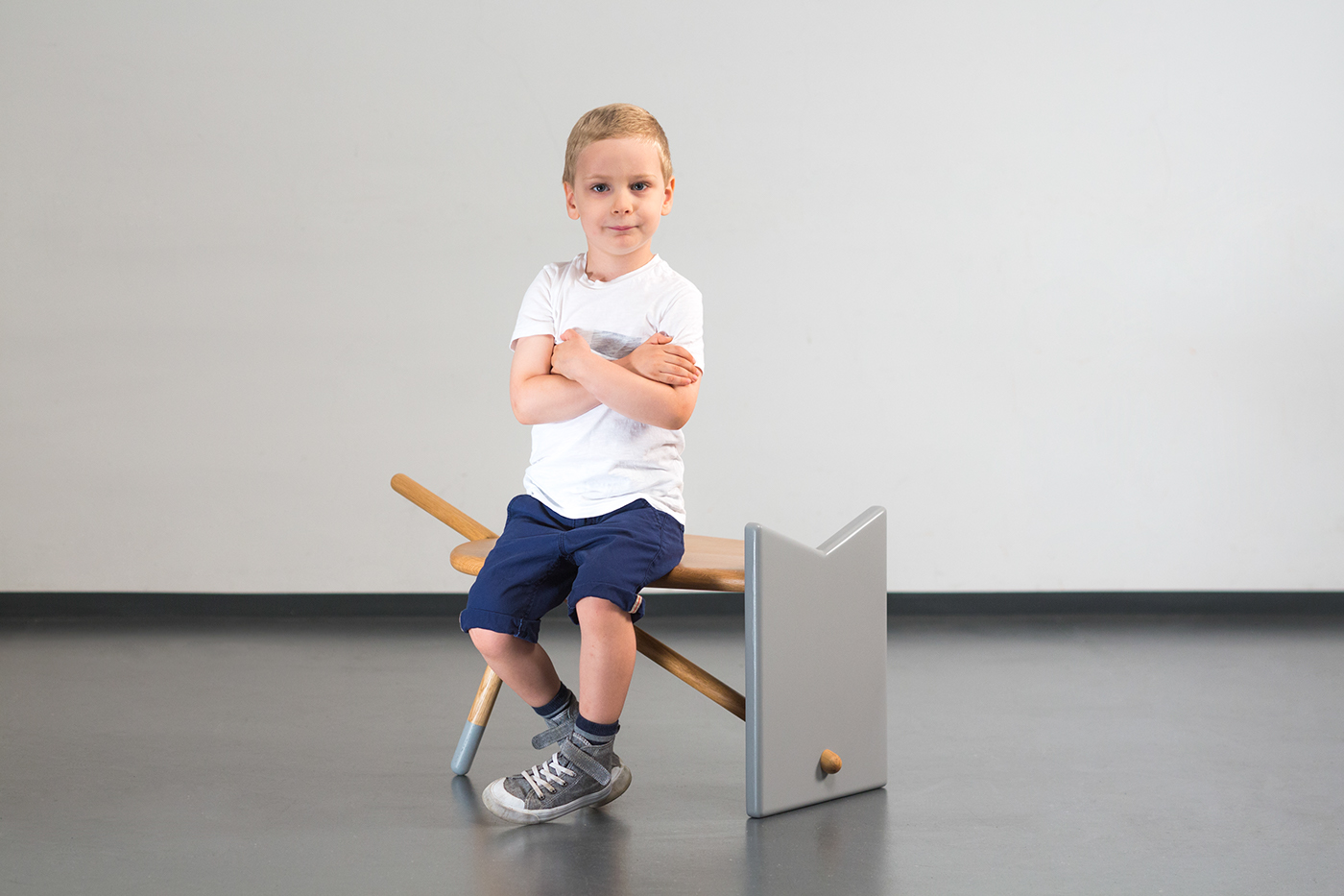 Avlia，Children's furniture，woodiness，