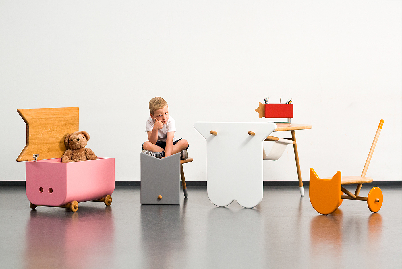 Avlia，Children's furniture，woodiness，