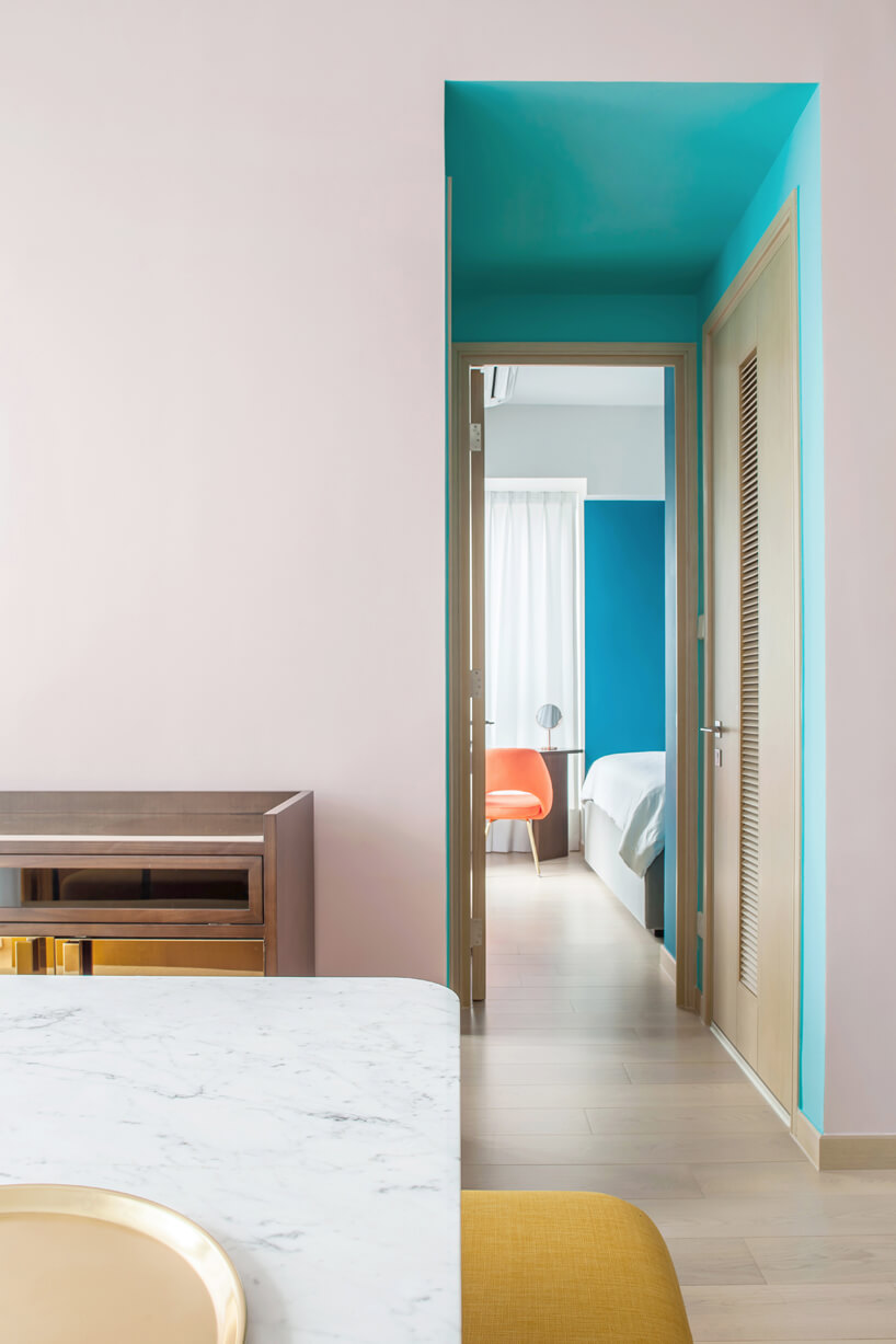 Building interior，Soft outfit，Advanced grey，Black and white gray，Design，Interior design，Color matching，blue，orange，