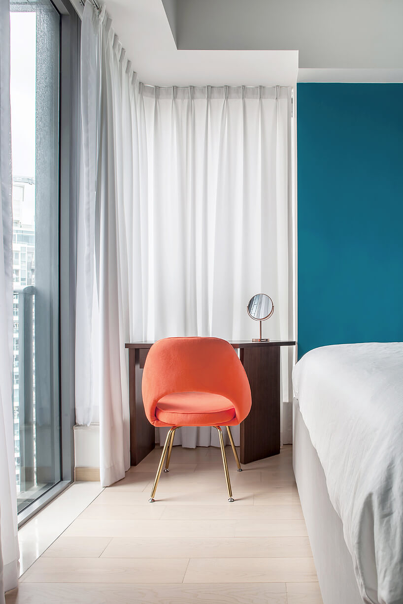 Building interior，Soft outfit，Advanced grey，Black and white gray，Design，Interior design，Color matching，blue，orange，