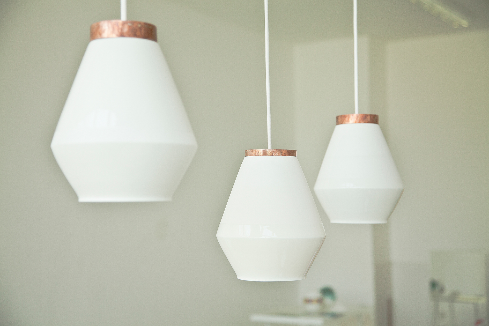 lamps and lanterns，Plain white，diy，a chandelier，