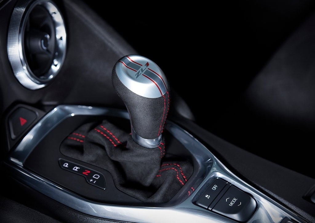 Unique shape，Angular type，atmosphere，Gorgeous color，beautiful，