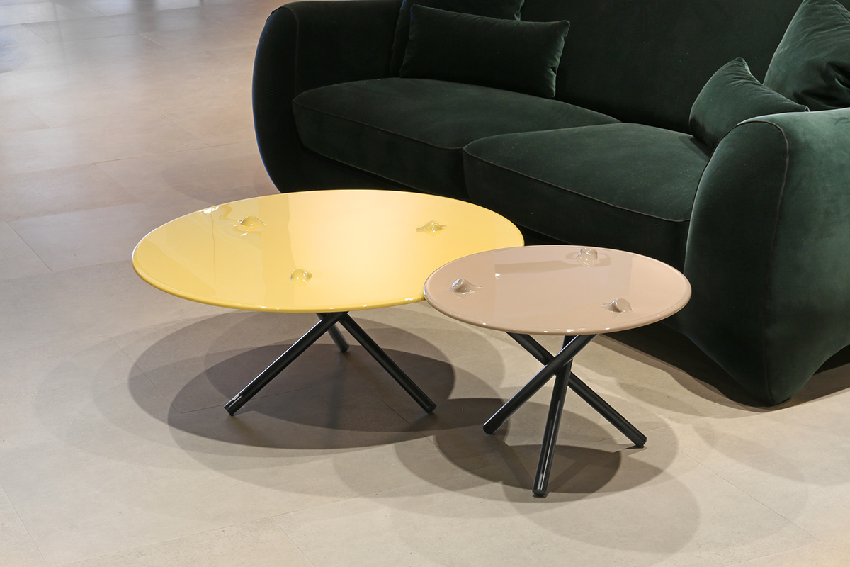 manganese，methacrylic acid，Table，JOEL ESCALONA，Bobois Rock，push，