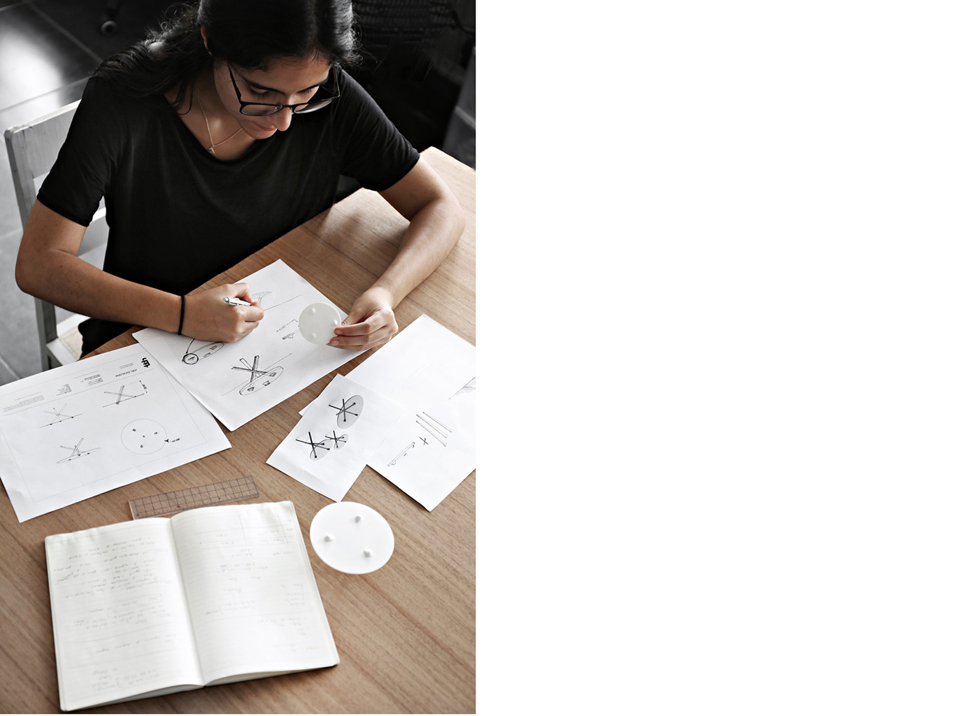 manganese，methacrylic acid，Table，JOEL ESCALONA，Bobois Rock，push，