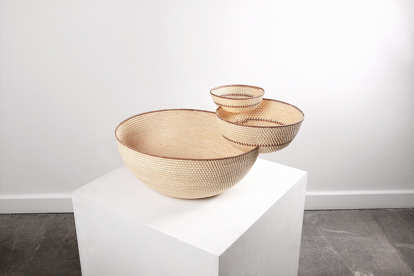 Weave basket，INTERSECTION，