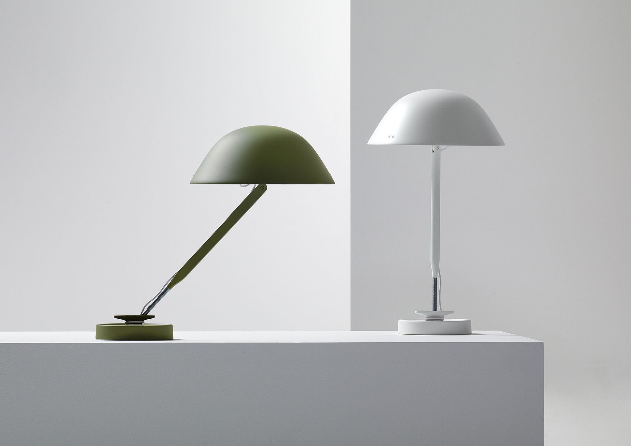 a chandelier，W103，