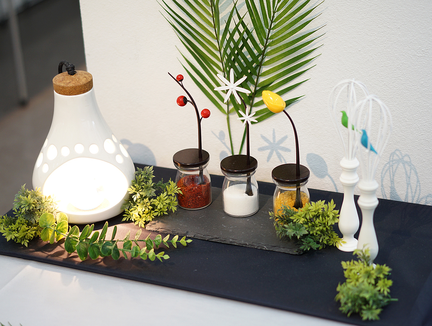 flower，The seasoning bottle，Seasoning bottle，Double room，