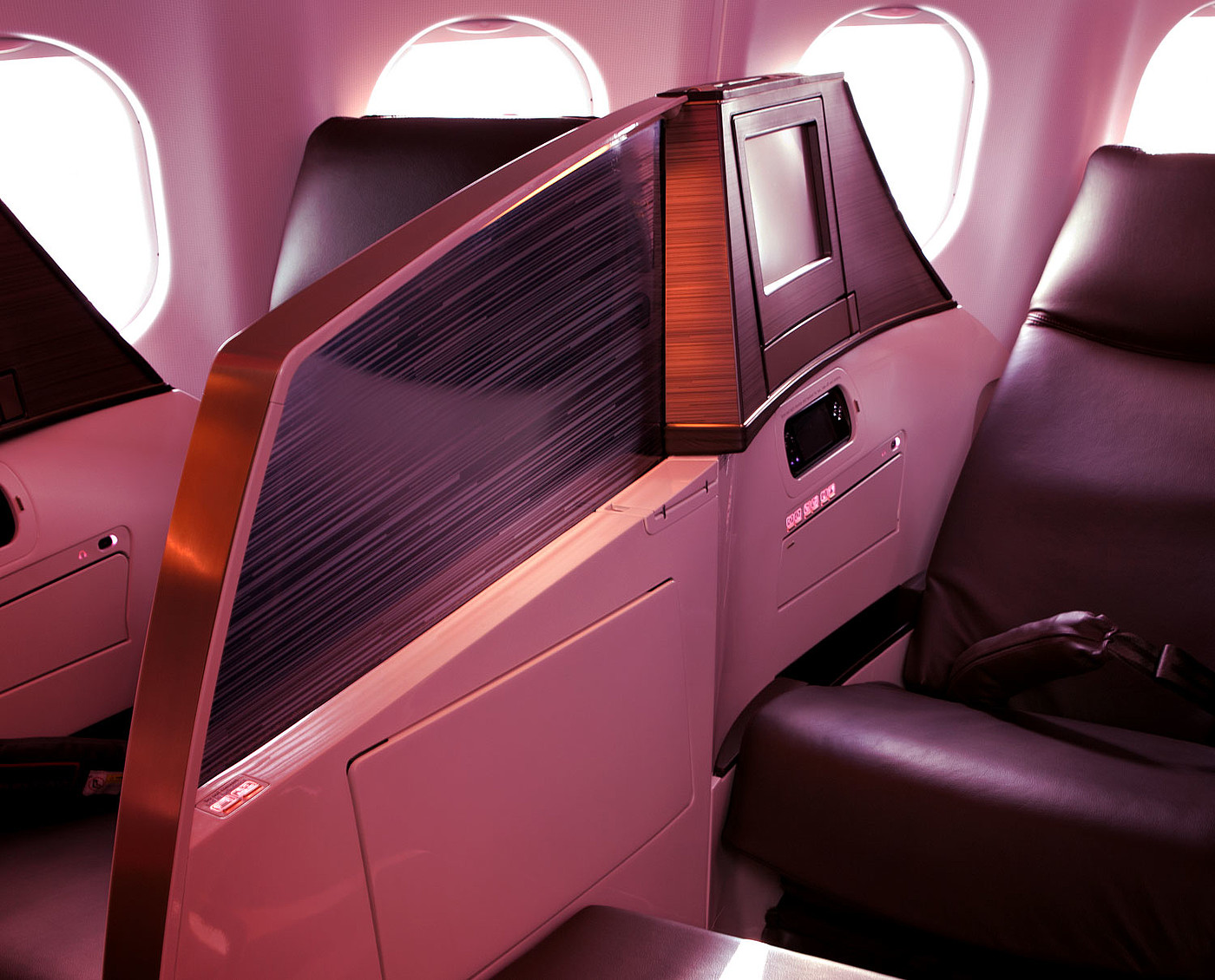 First class，economy class，luxurious，Virgin，aircraft，