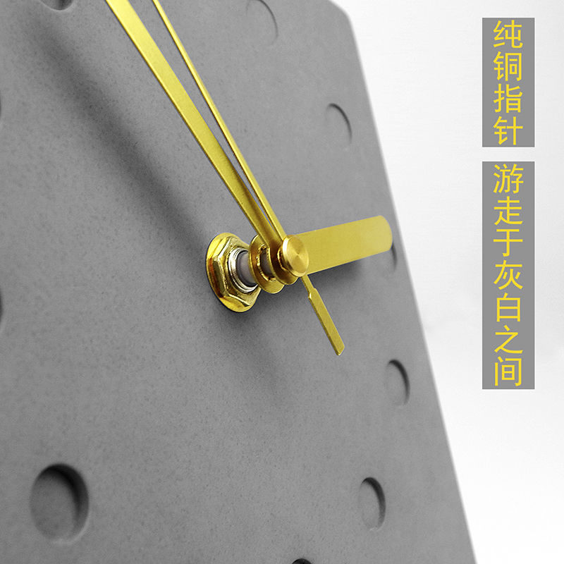 Concrete clock，Cement mute bedside clock，Nordic home design，The other side，