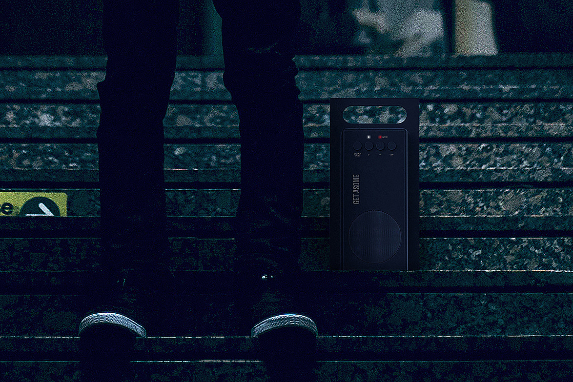 loudspeaker box，Retro，