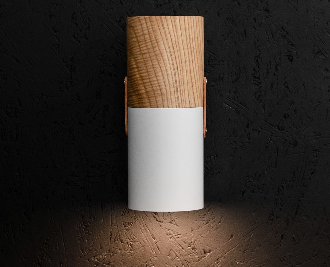 white，a chandelier，