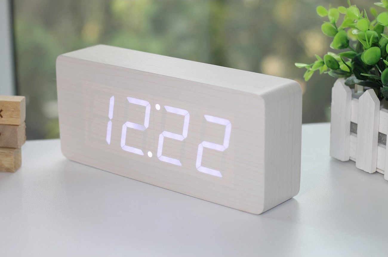 grain，led，alarm clock，white，