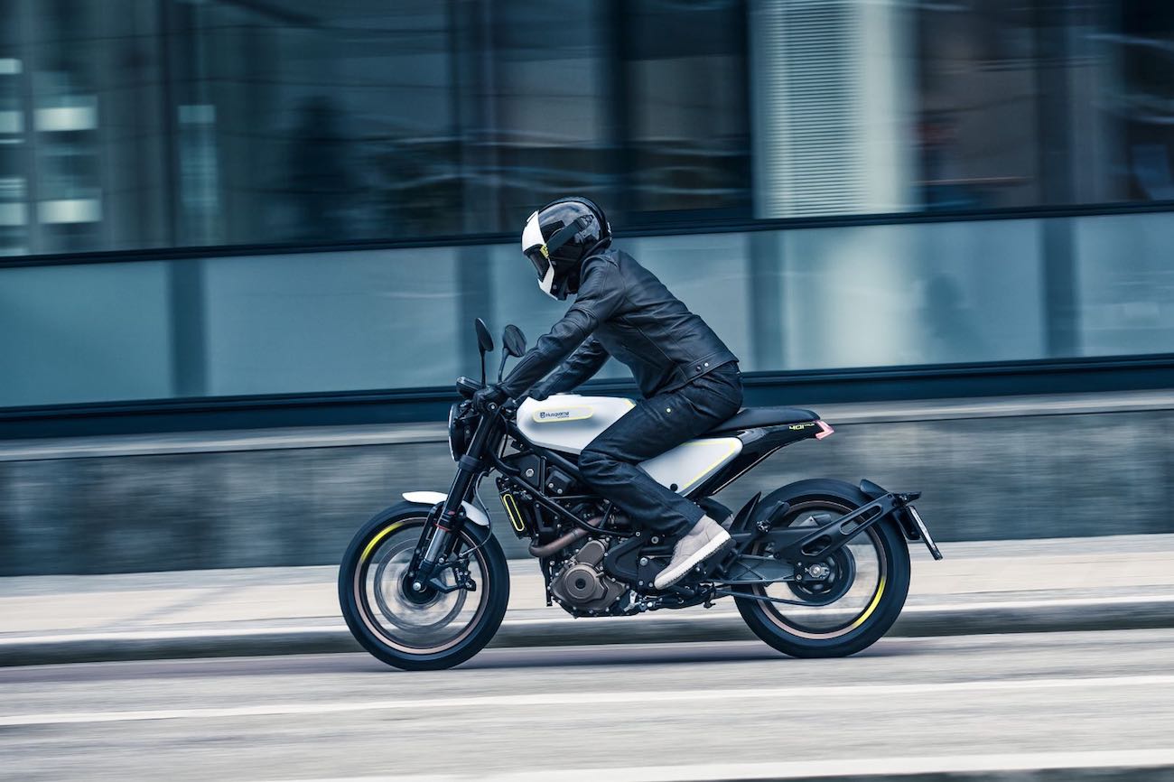 Husqvarna Arrow，improve air circulation，Motorcycle helmet，product design，