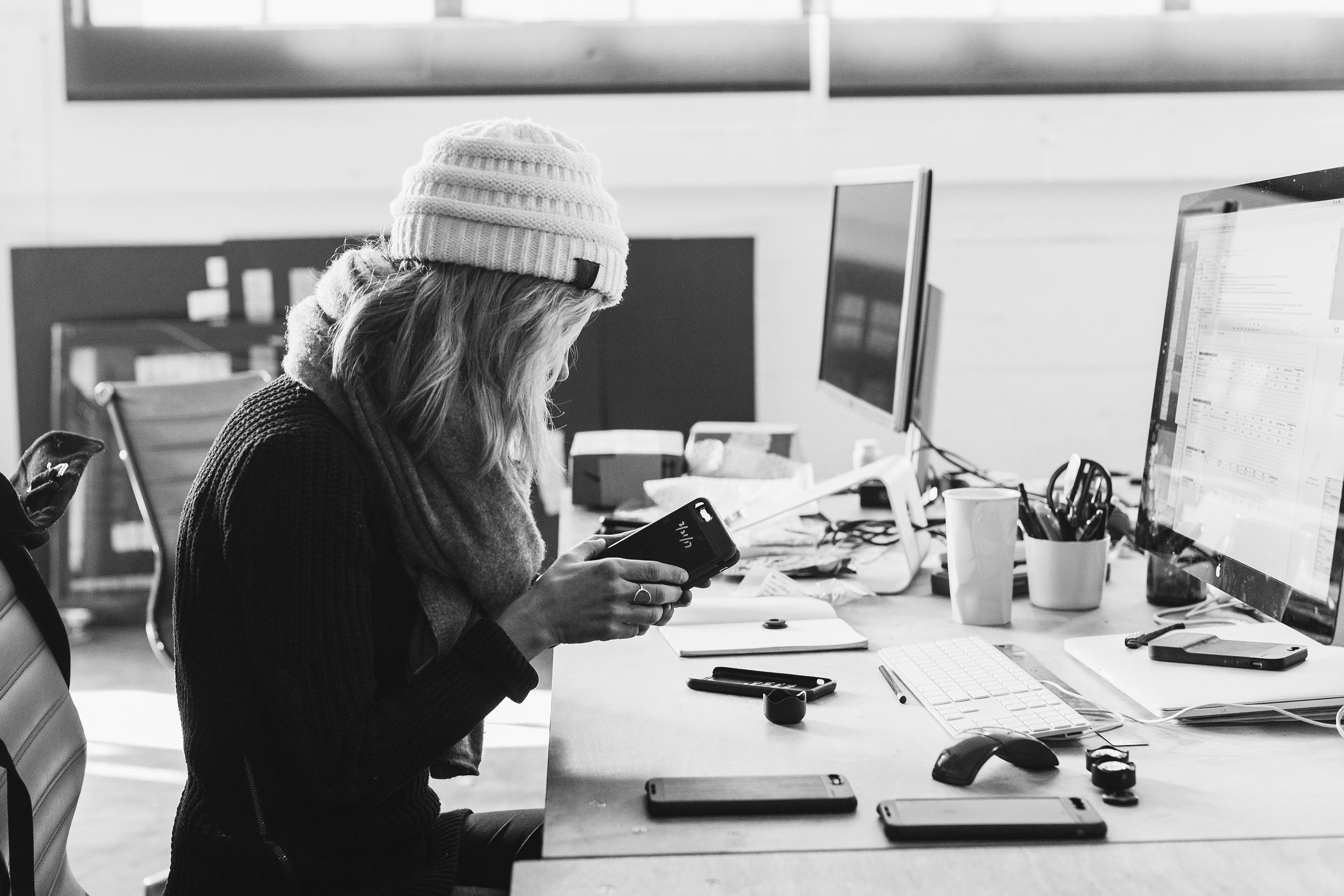 wooden ，Mobile phone shell，camera lens，