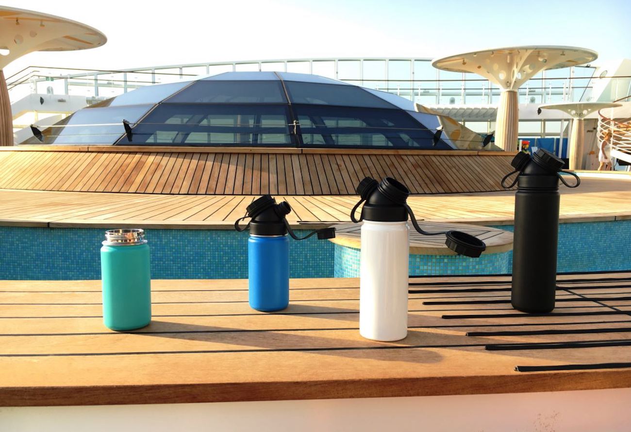 JuNiki，Double neck sanitary bottle，product design，Water bottle，Water cup，