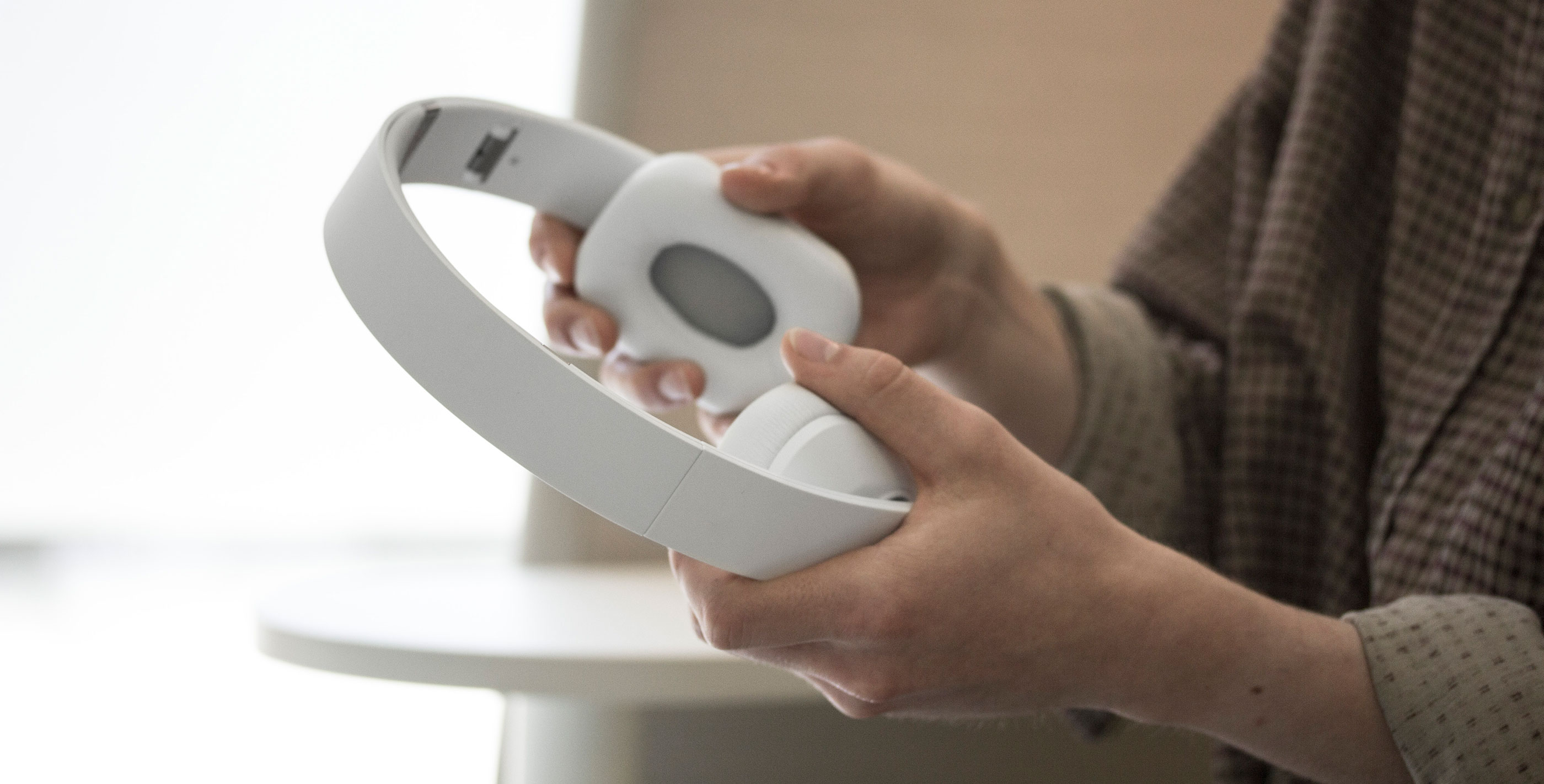 Monster sound，headset，white，