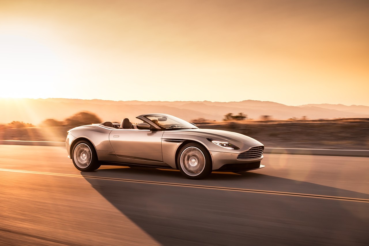 Luxury car，Super run，DB11，Aston Martin，