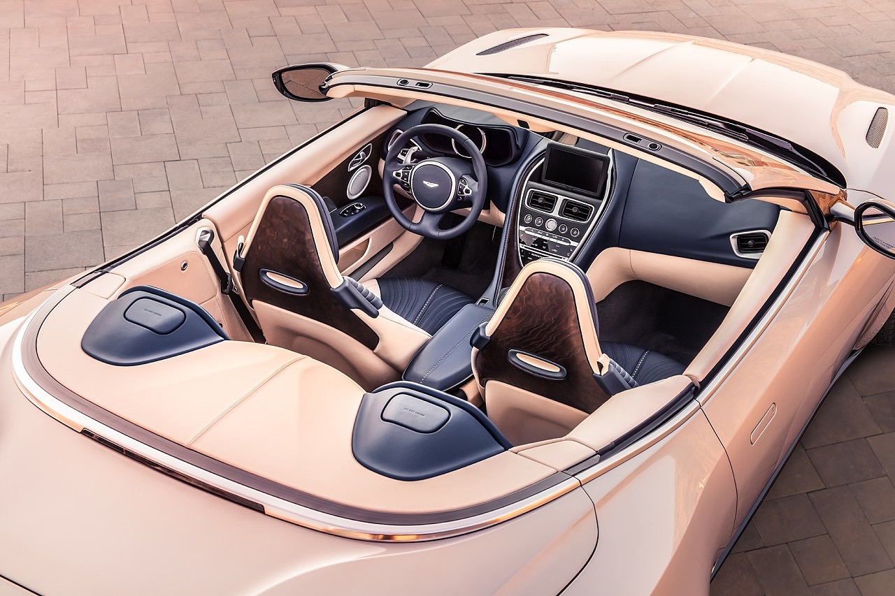 Luxury car，Super run，DB11，Aston Martin，