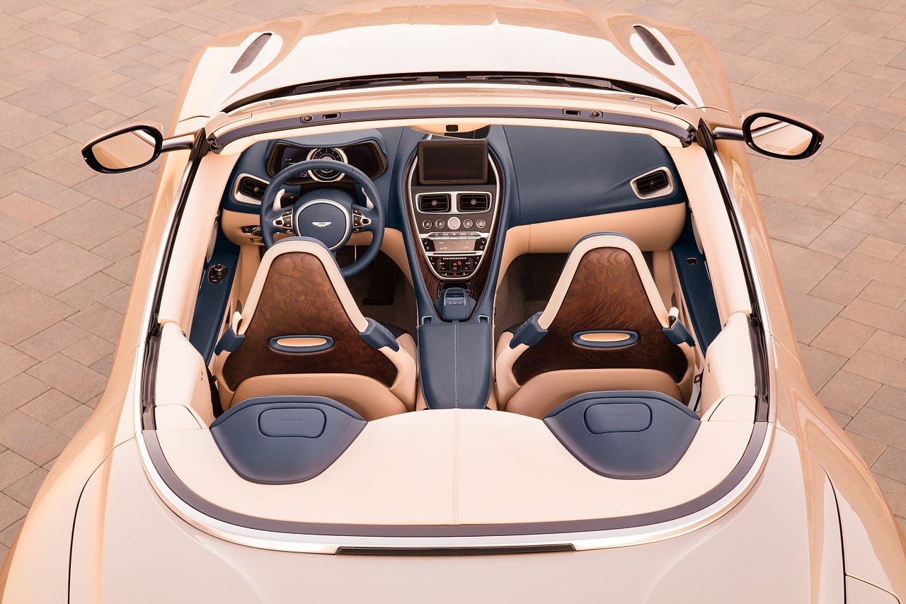 Luxury car，Super run，DB11，Aston Martin，