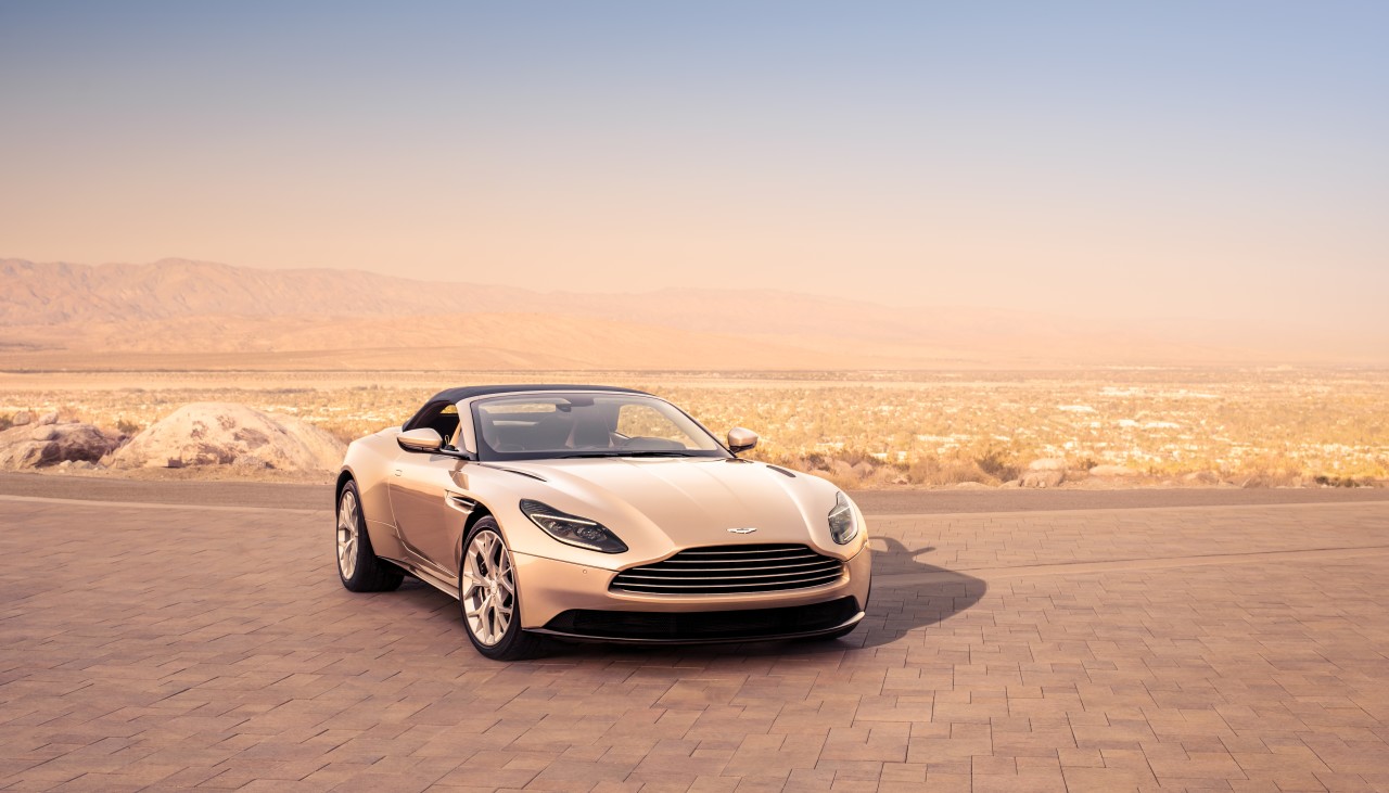 Luxury car，Super run，DB11，Aston Martin，