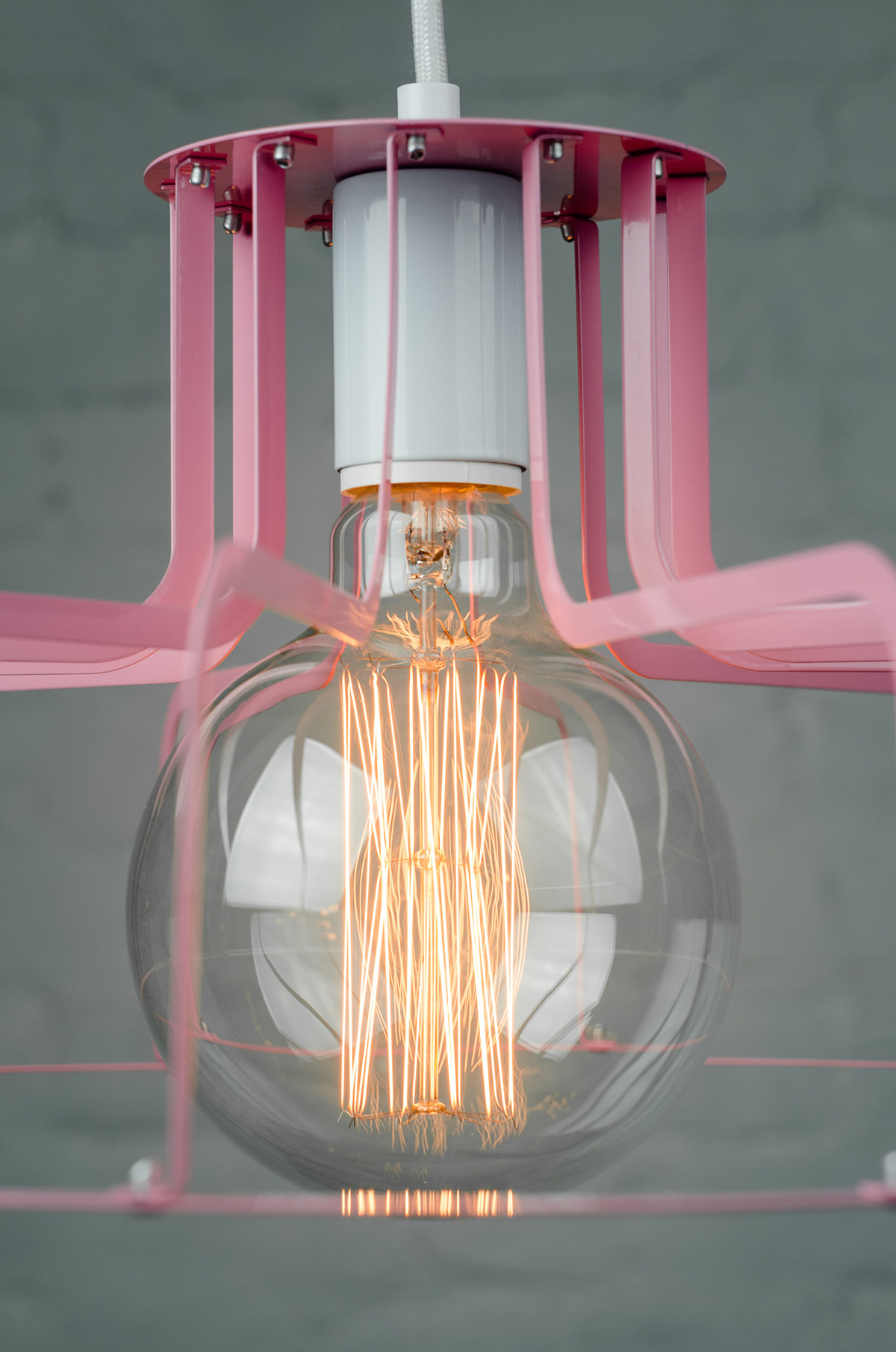 Pink，Lighting，lamps and lanterns，spider，