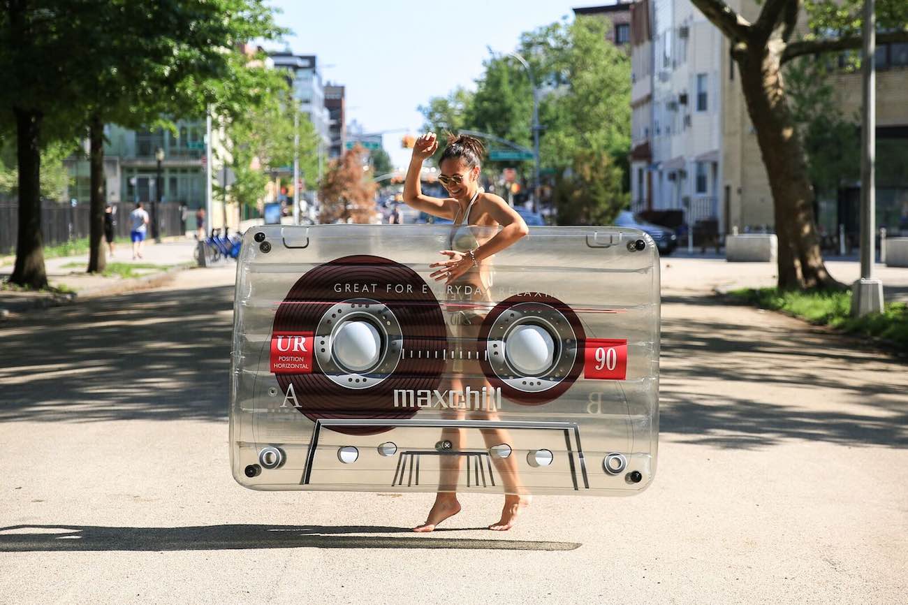 Loteli，Light grey，Swimming pool，seaside，outdoors，