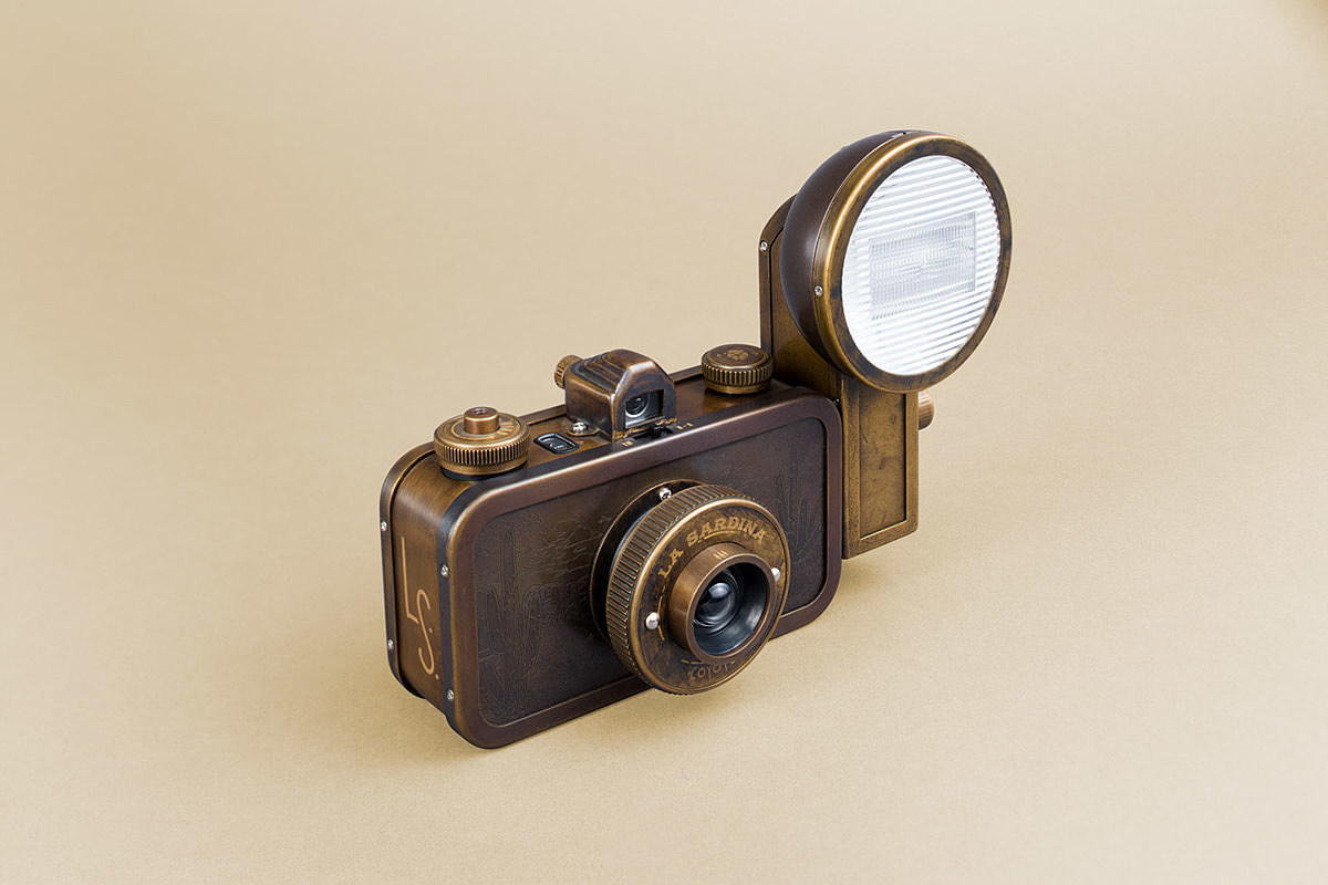 Lhasa Dina，camera，brass，Dominik Pichler，