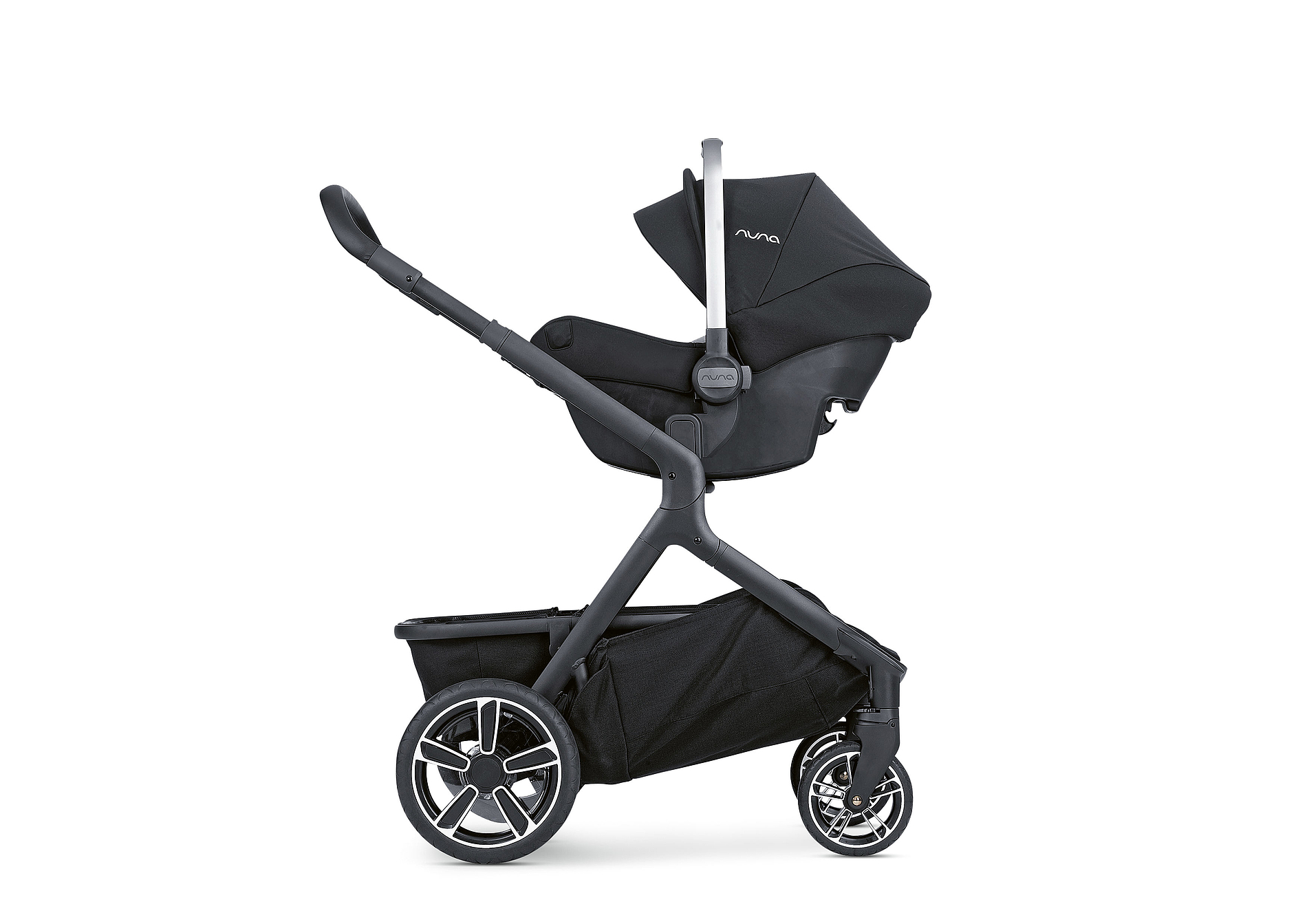 baby carriage，In a，