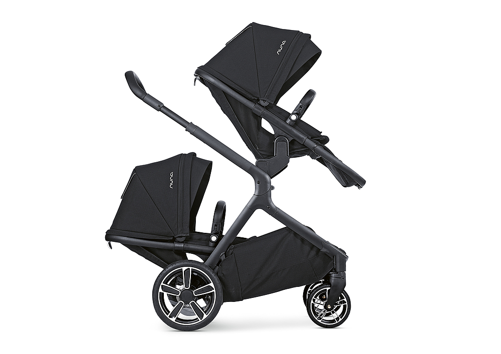 baby carriage，In a，