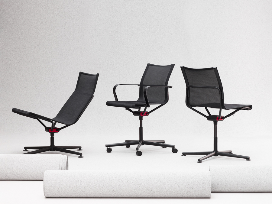 to work in an office，chair，adjust，